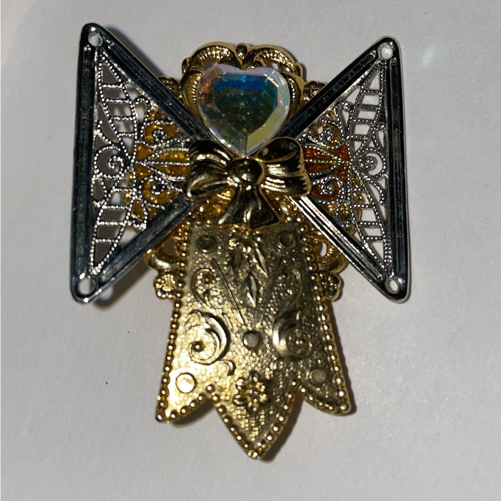 Tidings of Love Pendant